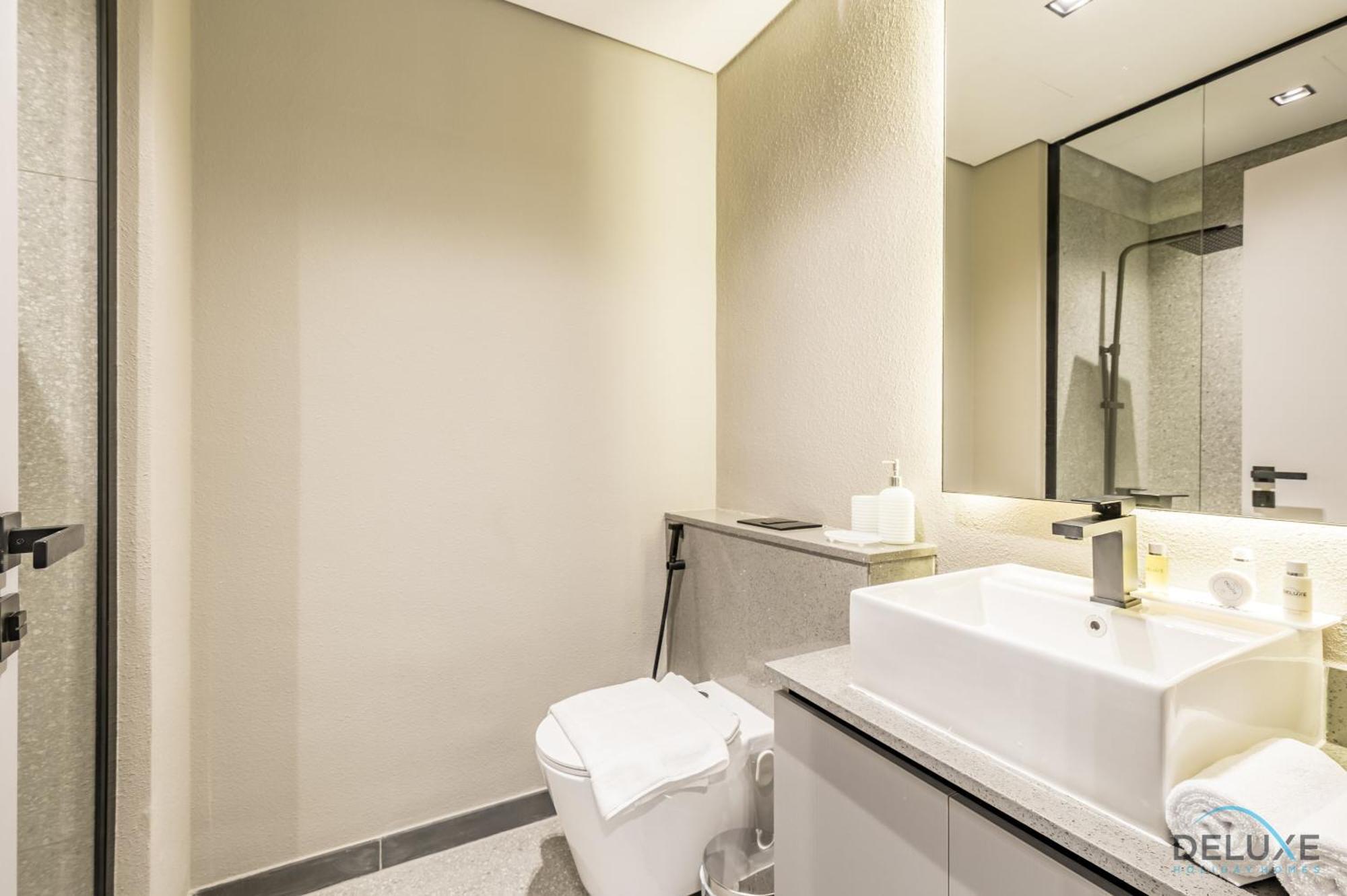 Comfortable At Mag 930, Mohammad Bin Rashid By Deluxe Homes Dubai